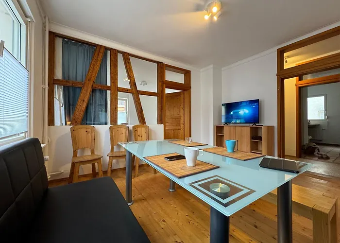 90Qm 4-Zimmer-Wohnung - Apartment Friedrichstrasse